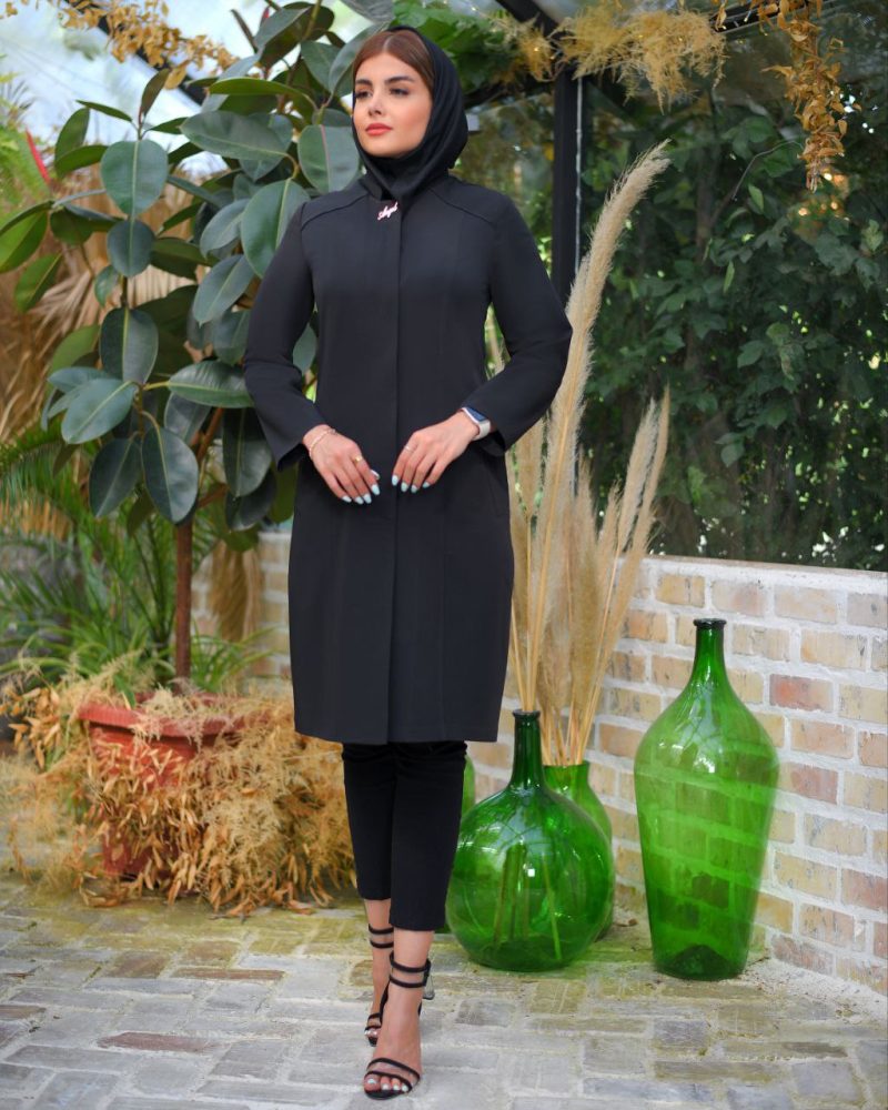 مانتو تک اداری پروین