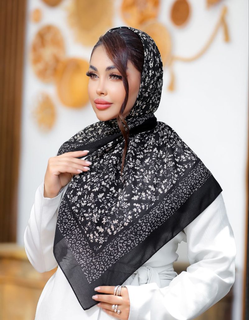 photo 2024 08 09 13 54 18 شال و روسری